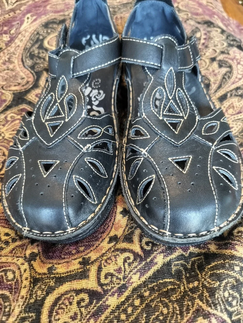 Propét Jenna Black Leather Fisherman Sandals Closed Toe Comfort 8.5 W / 8.5D